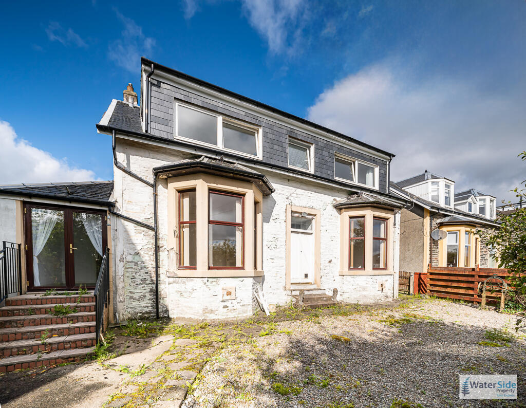 2-bed flat on Alexander Street, Dunoon, Argyll and Bute, PA23, £130,000