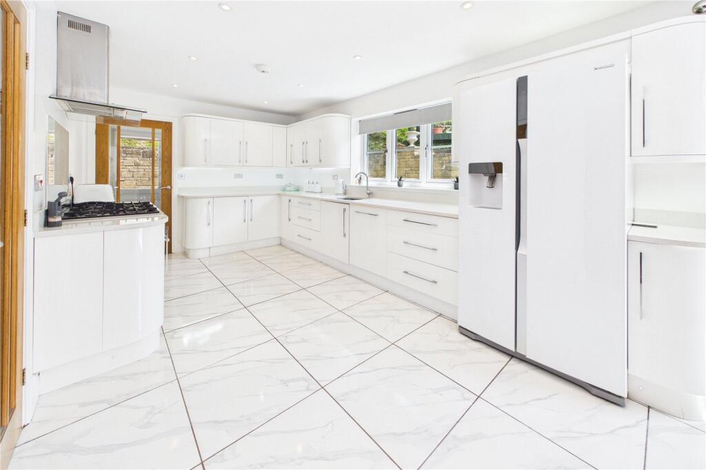 House in Radstock, Fox Hills - More