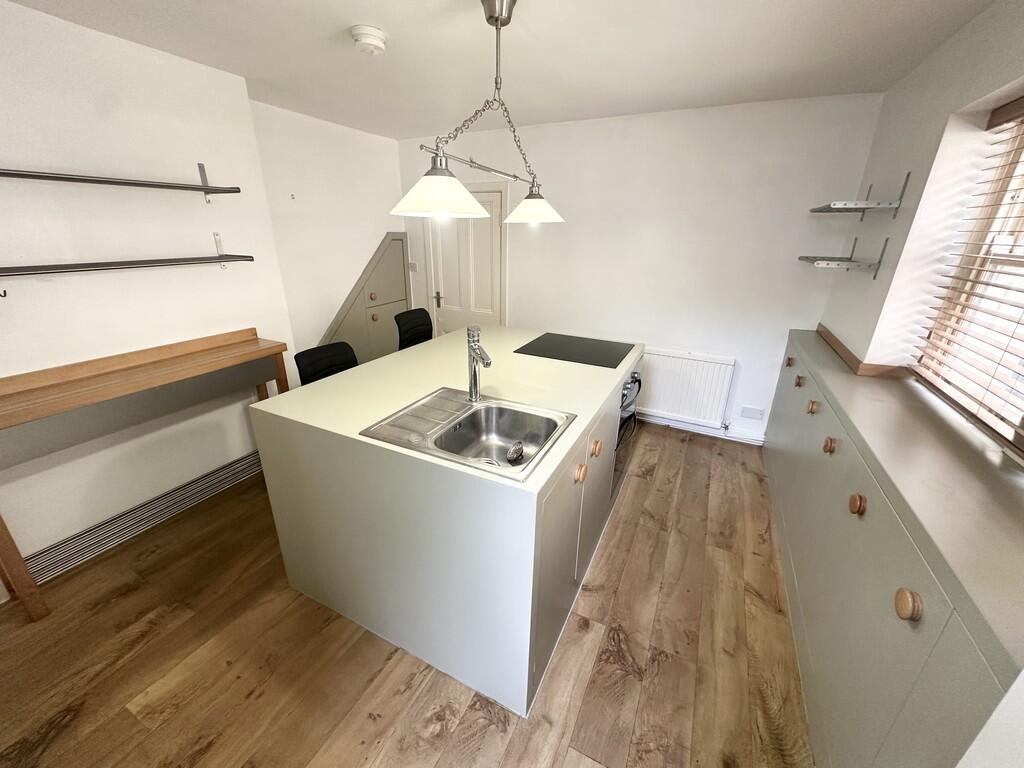 Apartment in Bradford, Simpson Green, Greengates - View 3