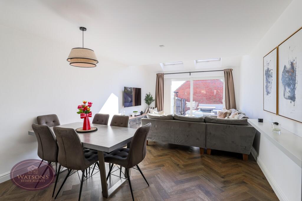 House in Ashfield, Hucknall - View 4