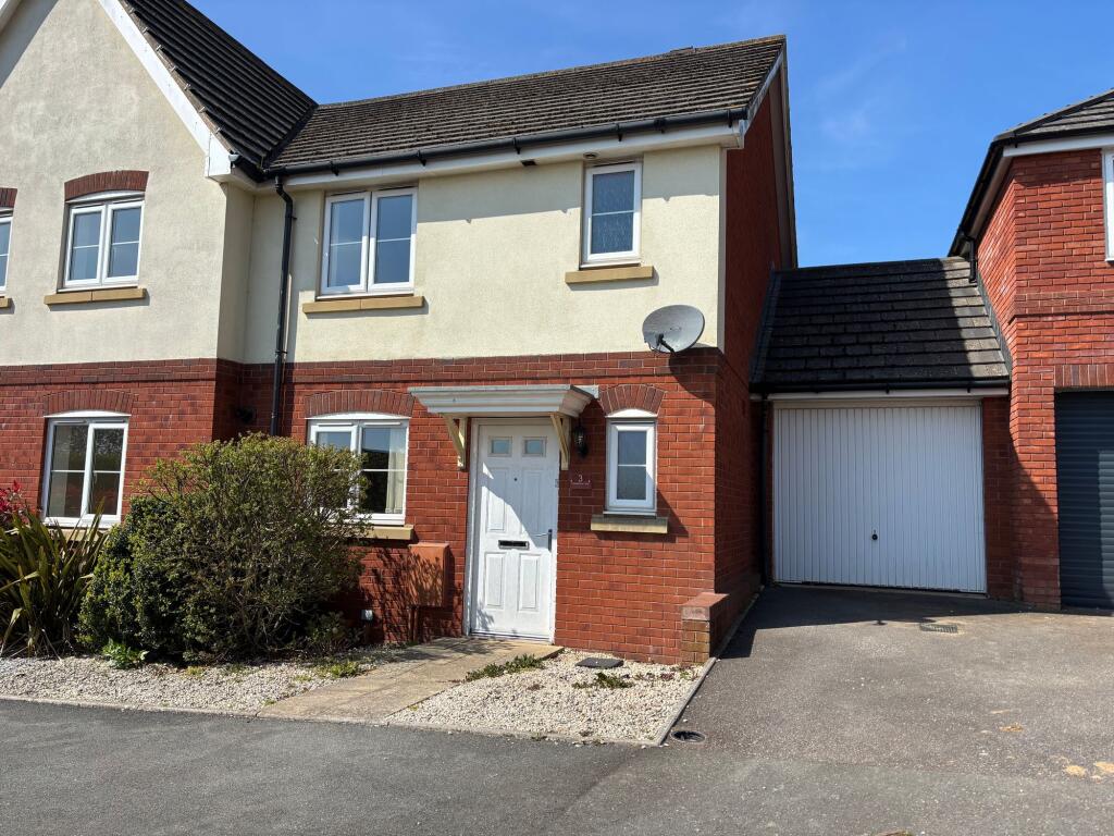 Main image of property: Elizabethan Way, Teignmouth, TQ14