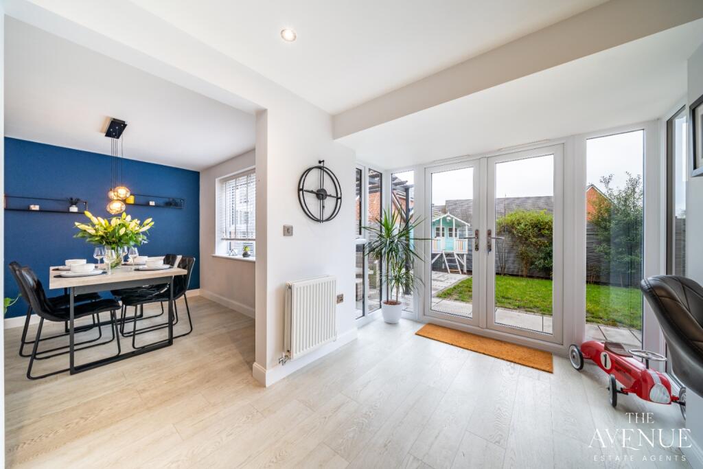 28, Acacia Way, Edwalton, NG12 4DA photo 3