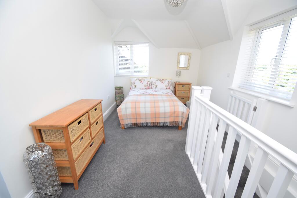 Additional image 6 of Annexe Finstall Road, Finstall, Bromsgrove, Worcestershire, B60