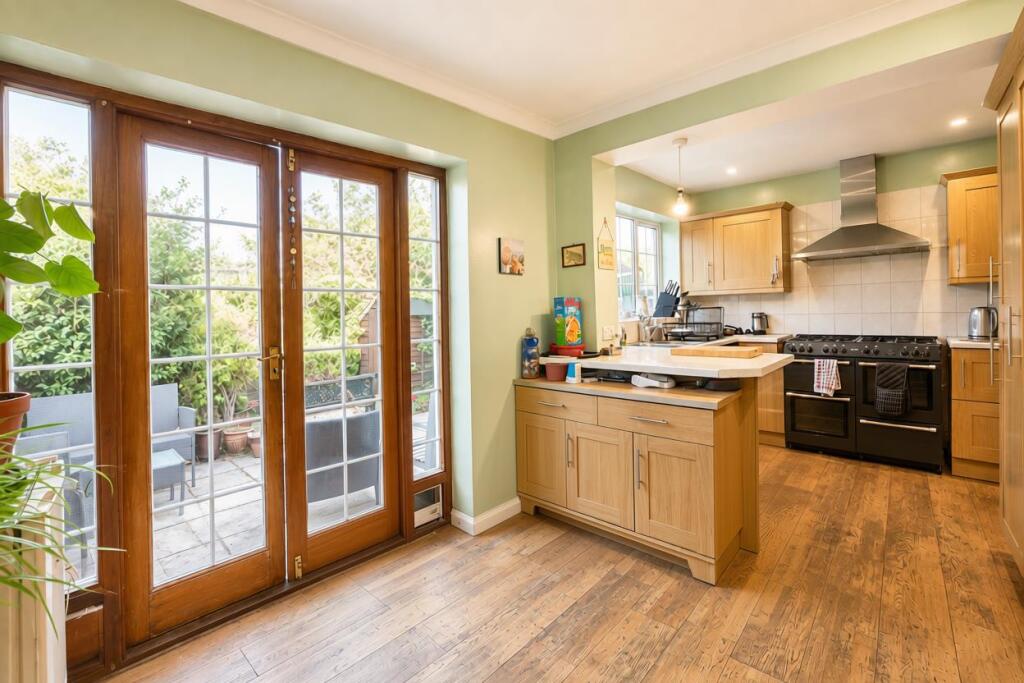 House in Twickenham, Whitton - View 5