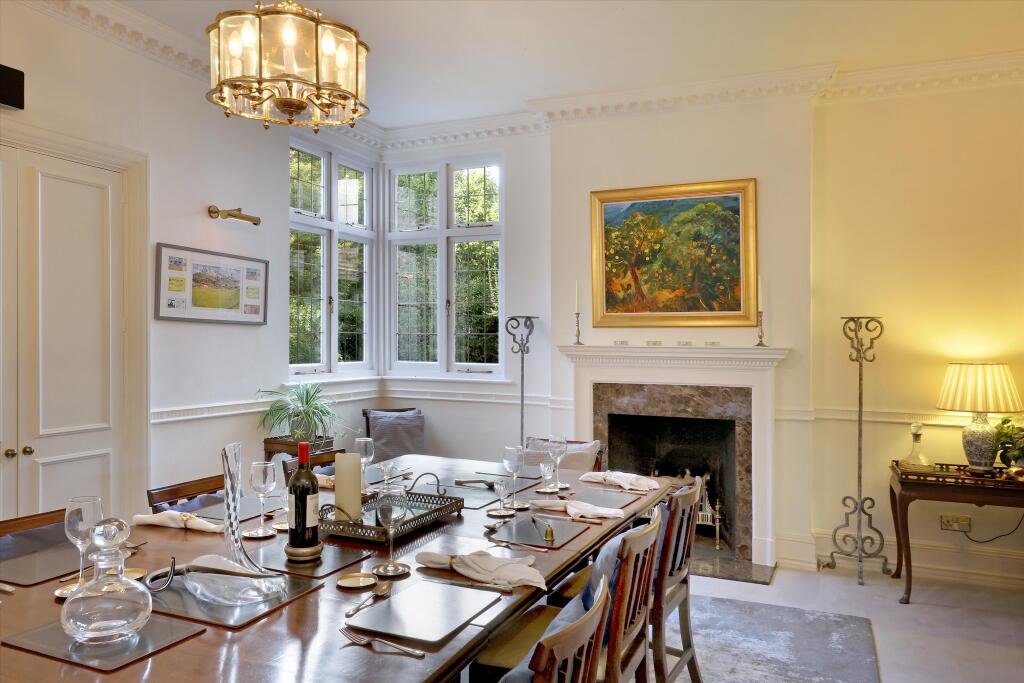 House in Slough - View 3