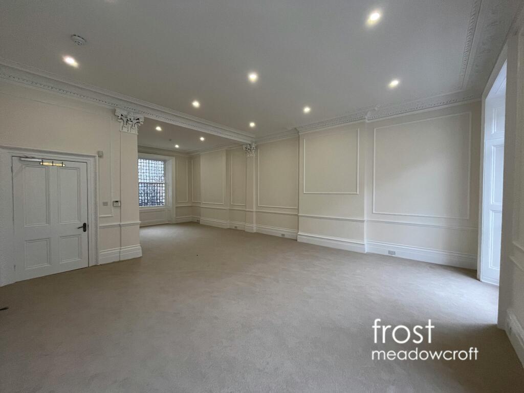 11 Elvaston Place SW7 int1.jpg