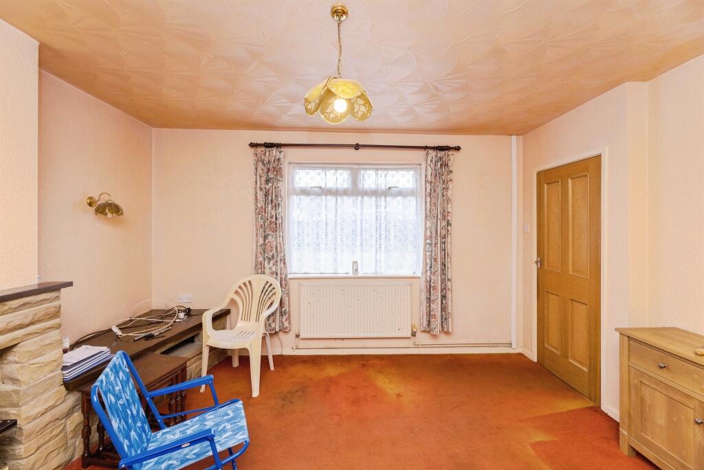 House in Bradford, West Yorkshire - View 4