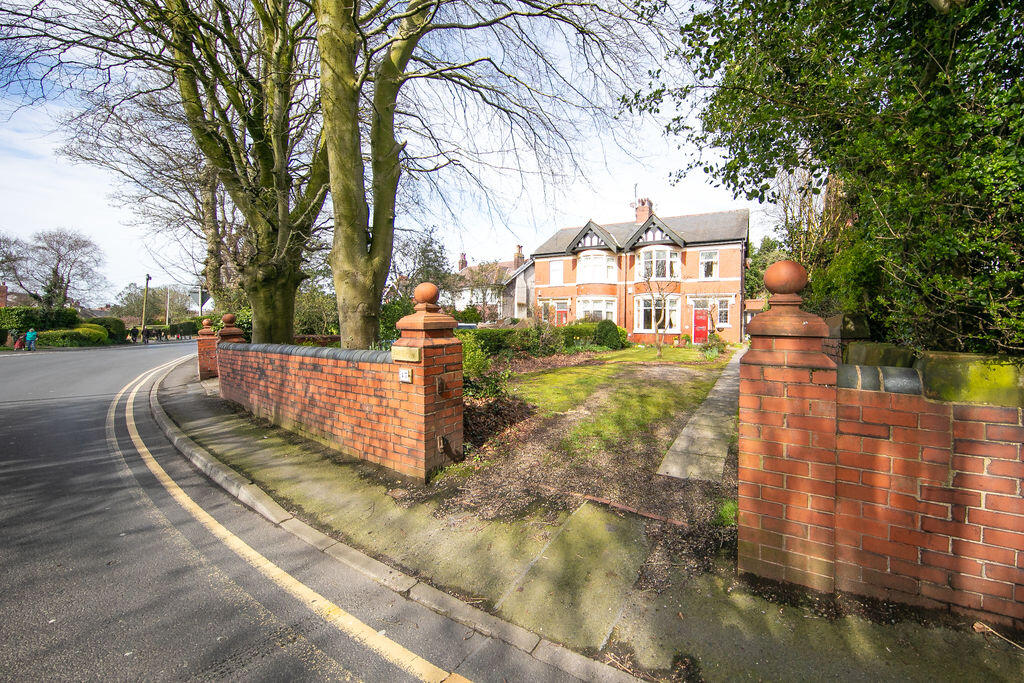 No. 47 Blackpool Old Road, Poulton-le-Fylde, Lancs FY6 7DH photo 3
