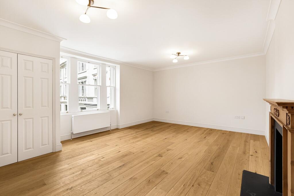Apartment in London, Kensington - View 5