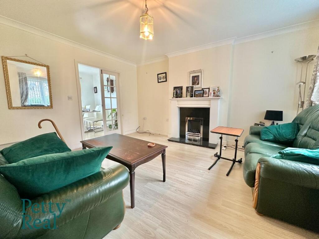 Priory Chase, Nelson – pohled 2