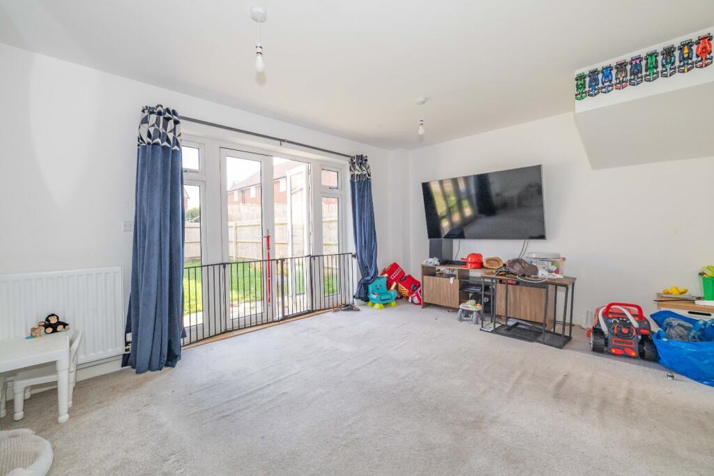 House in Swale, Faversham - View 2