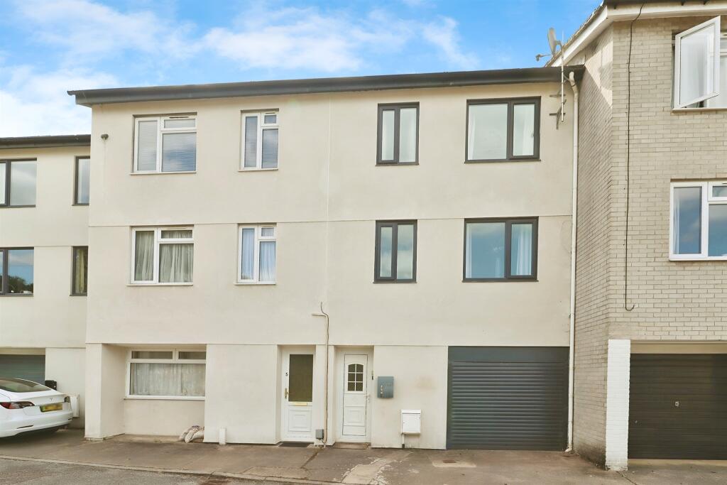 Main image of property: Radyr Court Close, CARDIFF