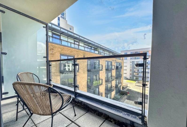 Apartment in Cardiff, Windsor Quay, Grangetown - View 5
