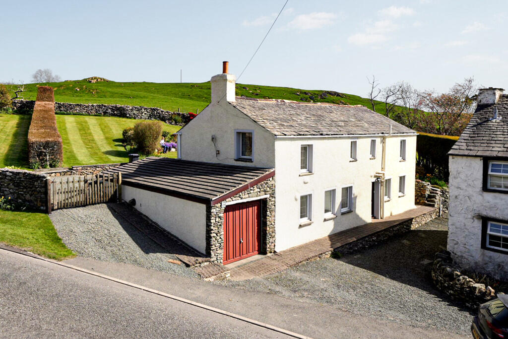 Scarr Close, The Hill, Millom, Cumbria, LA18 5EZ photo 2