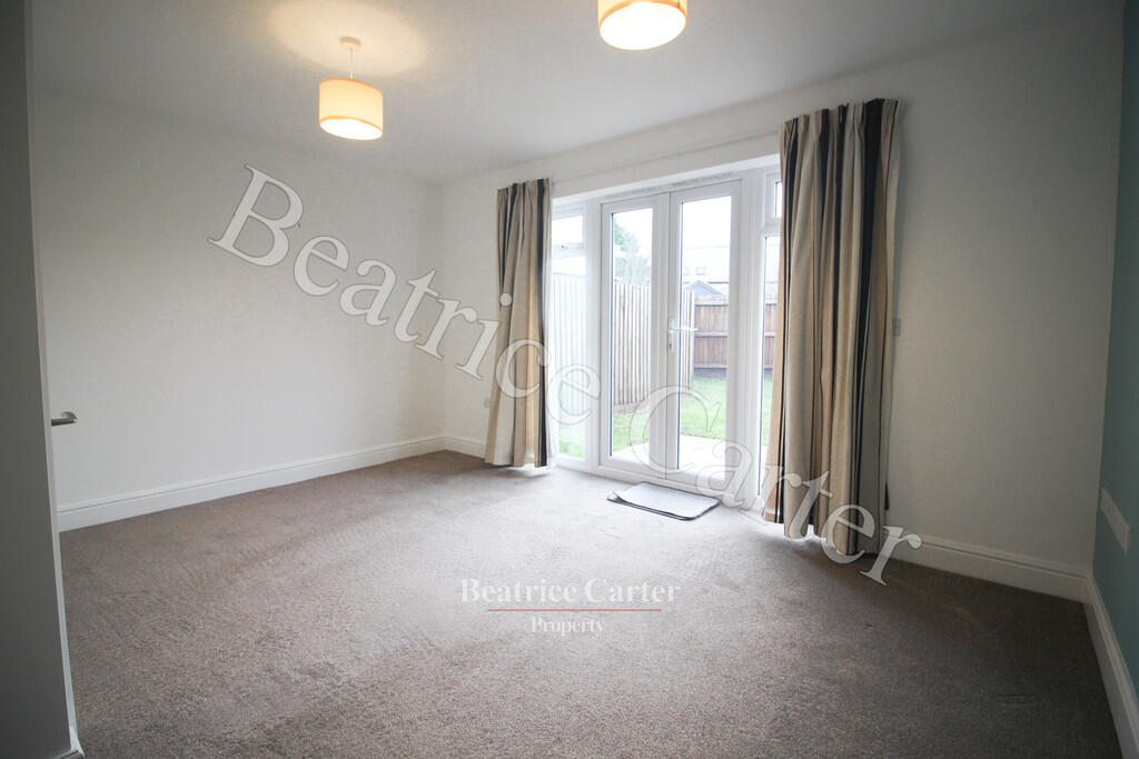 Queensway, Mildenhall photo 3