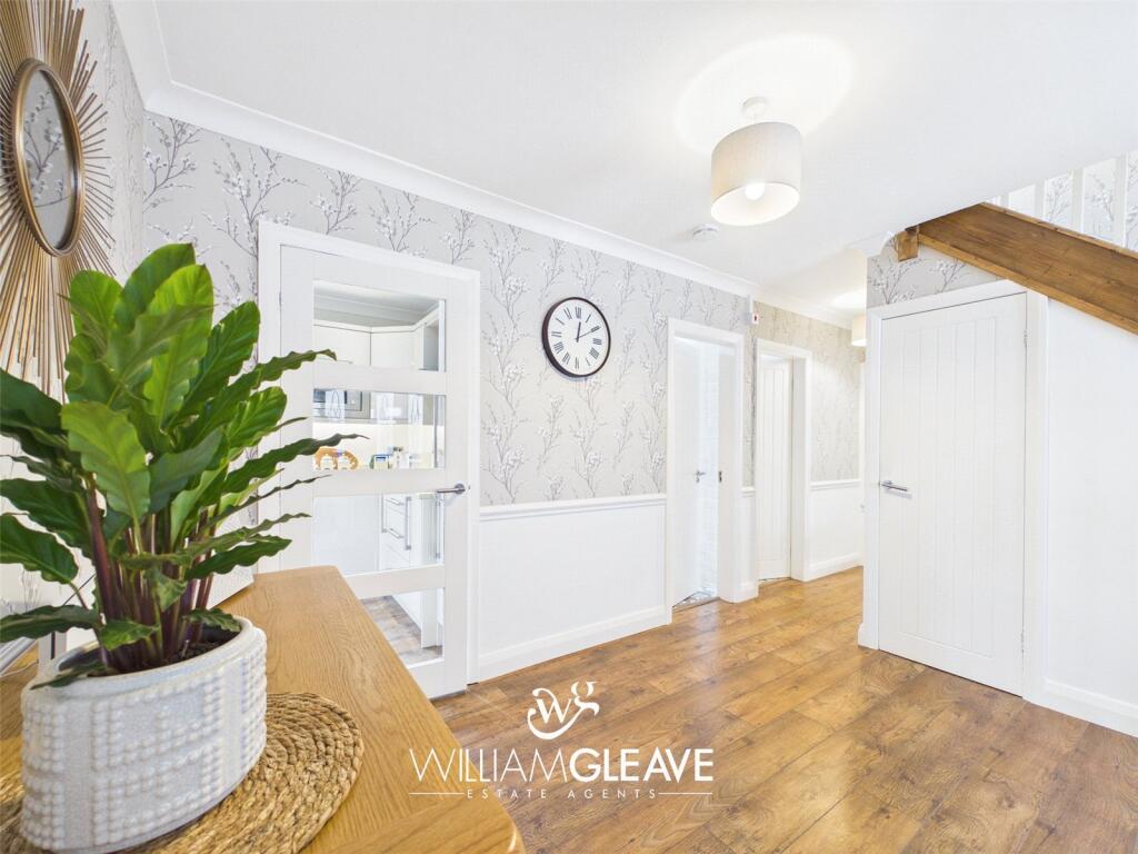 Hill View Road, Llanrhos, Llandudno, Conwy, LL30 photo 4