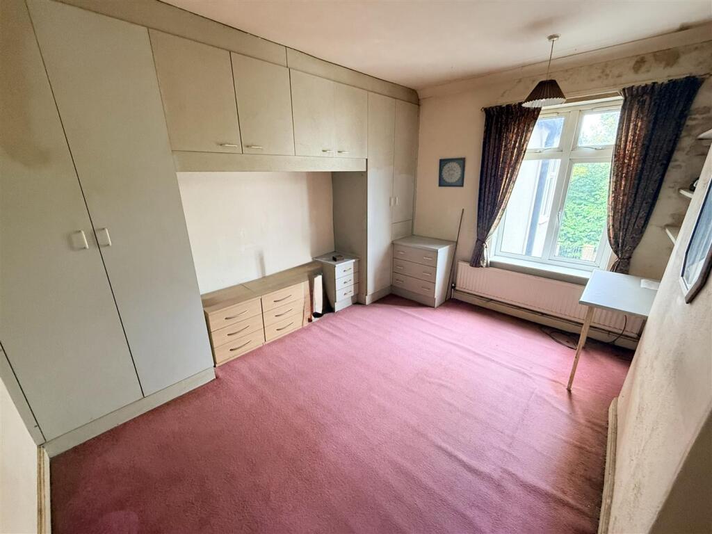 House in Nottingham - More