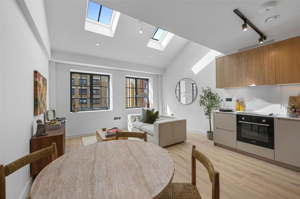 Apartment in London - View 4