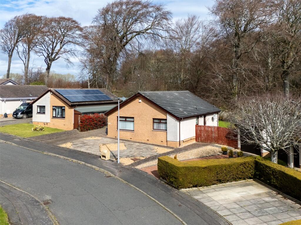 Main image of property: Candlemaker's Park, Edinburgh, Midlothian, EH17