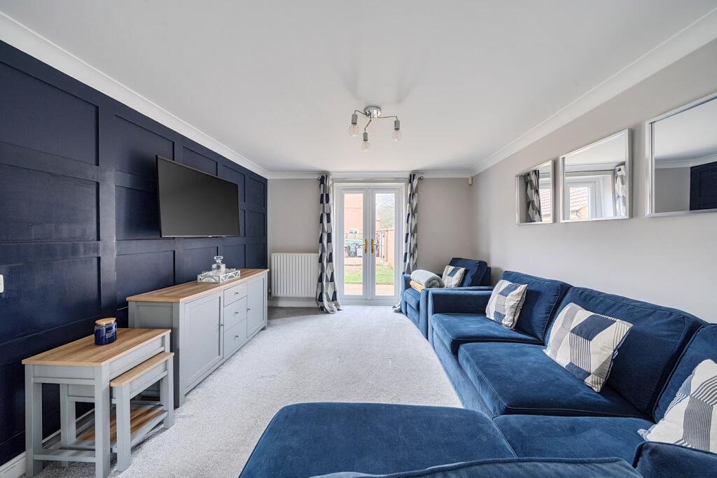 Nightingale Grove, Shepton Mallet, BA4 photo 3