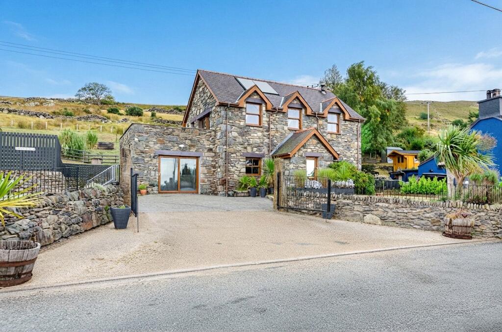 Main image of property: Gallt Y Foel, Caernarfon, Gwynedd, LL55