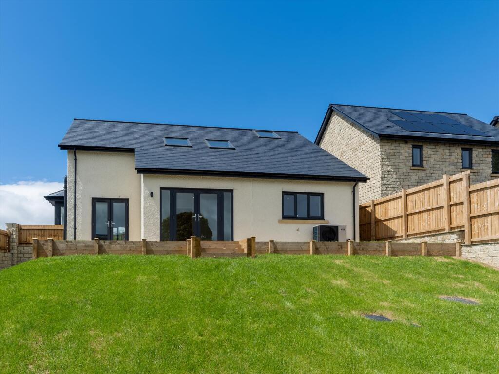 House in Lancaster - View 4