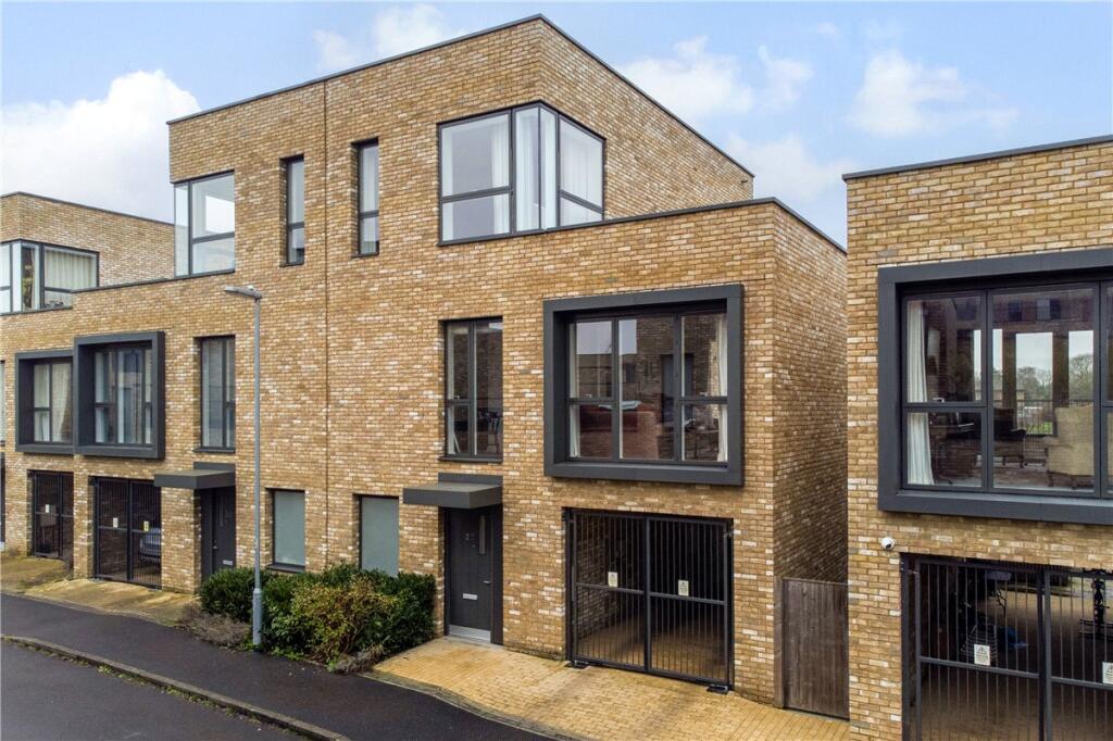 Main image of property: Windmill Drive, Trumpington, Cambridge, CB2