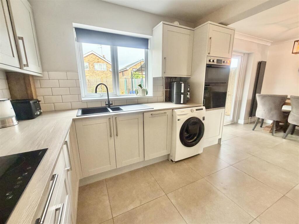 House in Leeds - View 5