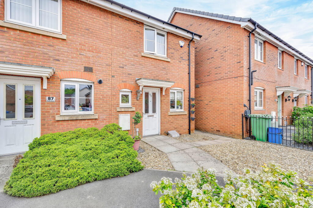 Main image of property: Ffordd Nowell, Penylan, Cardiff, CF23 9FB