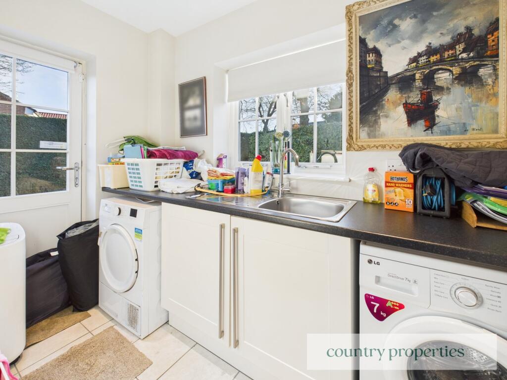 Additional image 11 of Digswell Rise, Welwyn Garden City, AL8