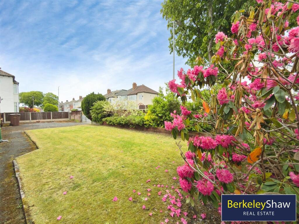 Ennerdale Drive, Liverpool photo 2
