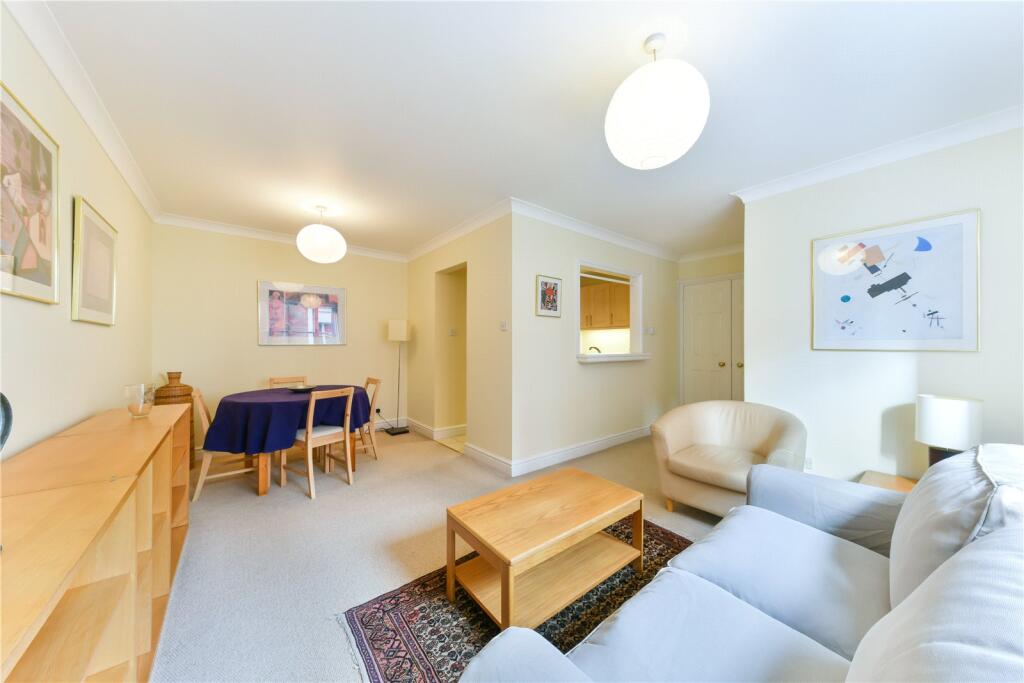Apartment in London - View 2