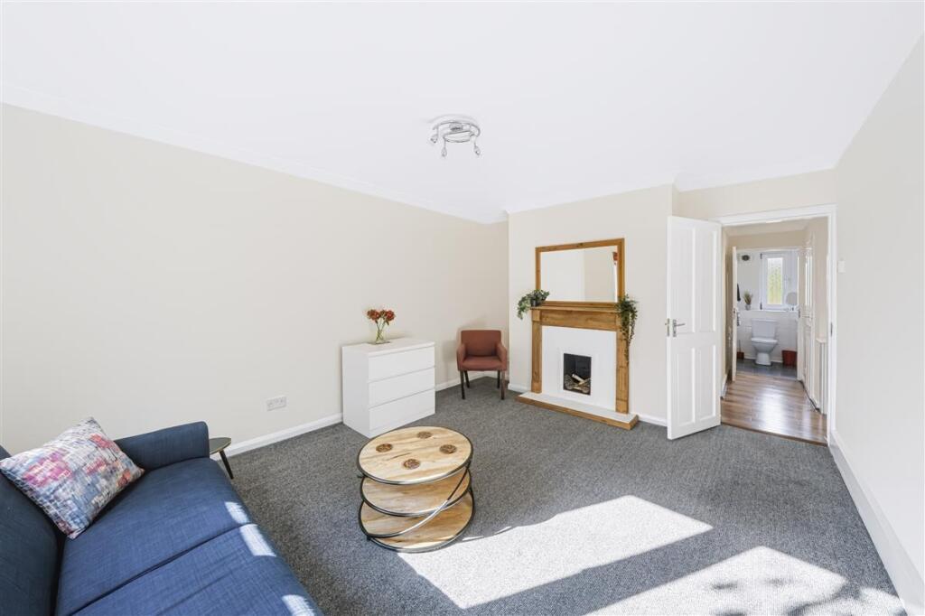 Apartment in London - View 4