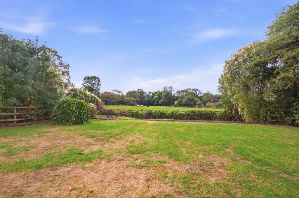 House in North West Leicestershire, Belton - View 3