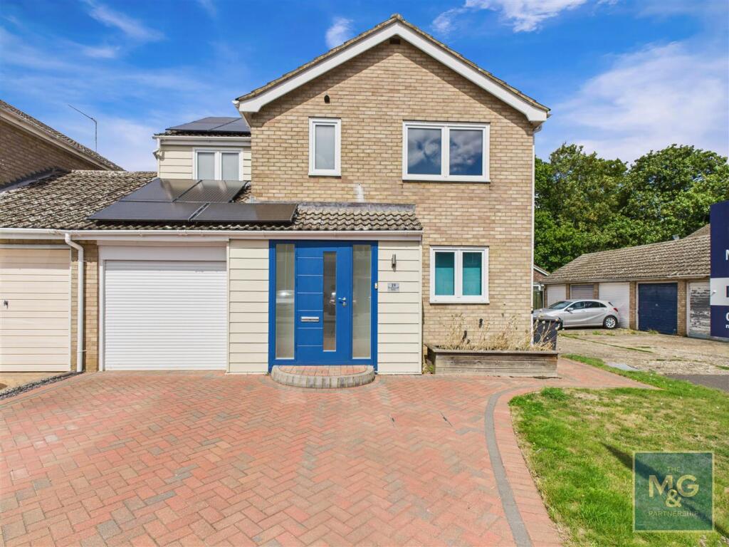 4-bed detached on Townlane Road, Bury St. Edmunds, £370,000