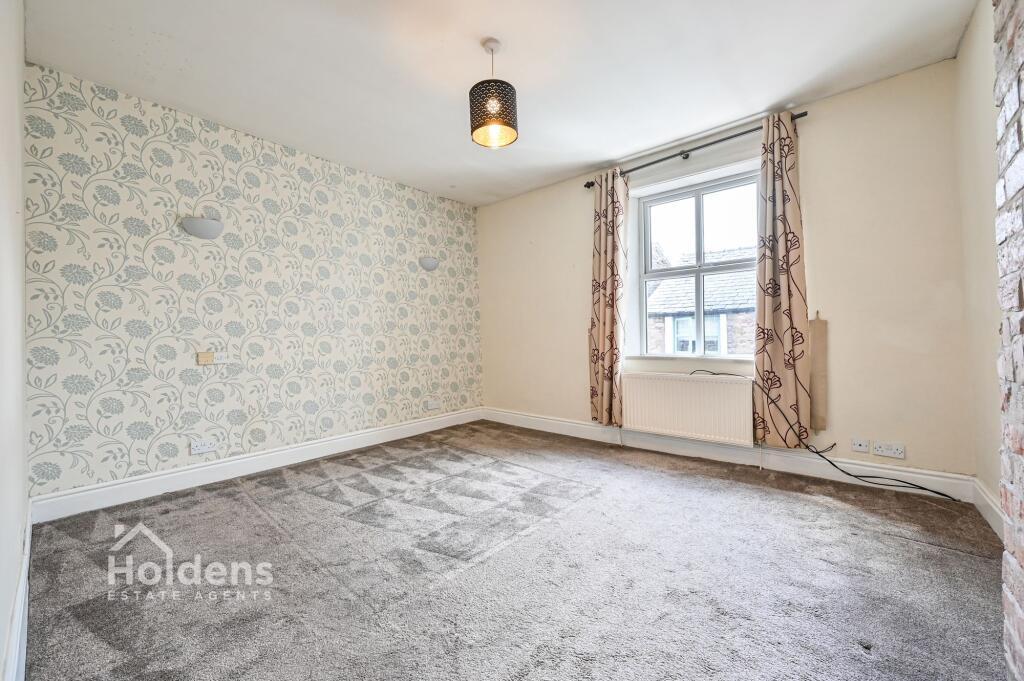 House in Preston - More