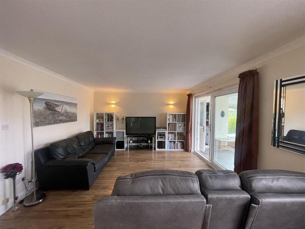 House in Brighton - View 4