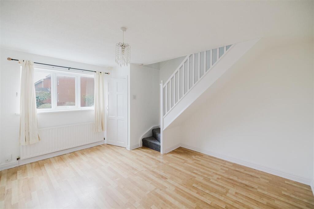 House in Grimsby, West Marsh - More