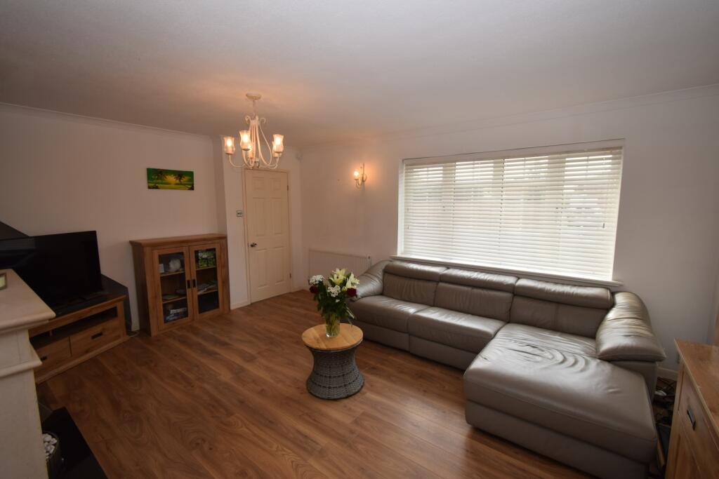 House in Blaby, Glenfields - View 3
