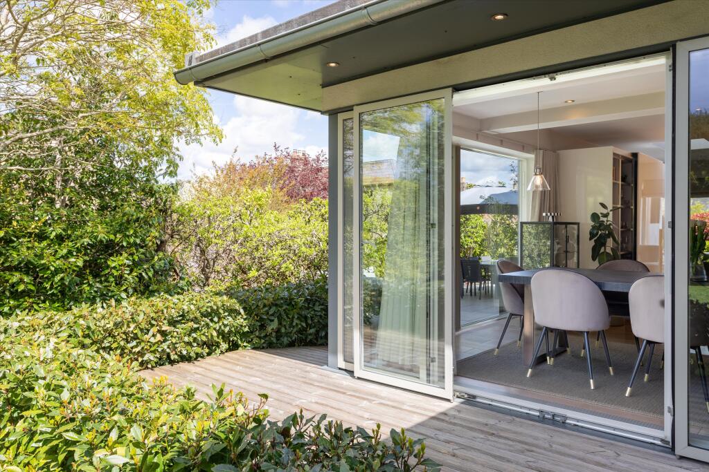 House in Bath - View 5
