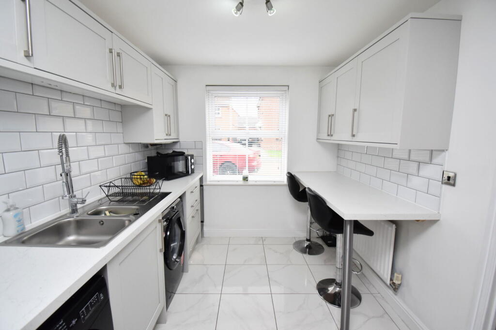 Nazreth House Lane, Widnes WA8 8UE photo 4