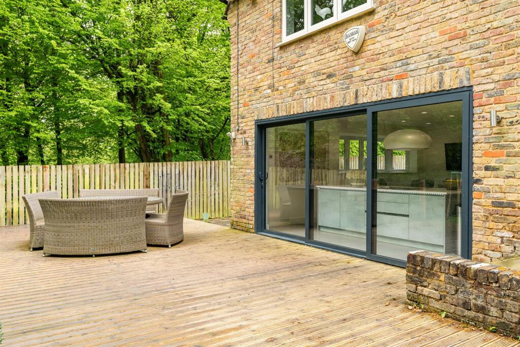 Additional image 21 of Bishops Road, Tewin, Welwyn