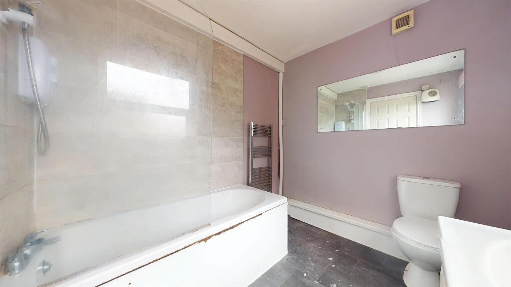 House in St Helens, Liverpool City Region - More