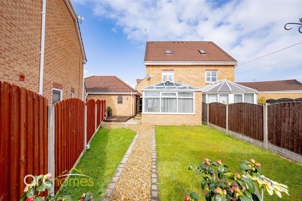 Wayfarers Drive, Tyldesley, M29 photo 4