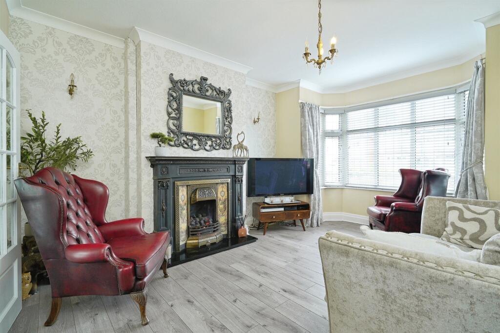 Thornby Avenue, Solihull photo 5