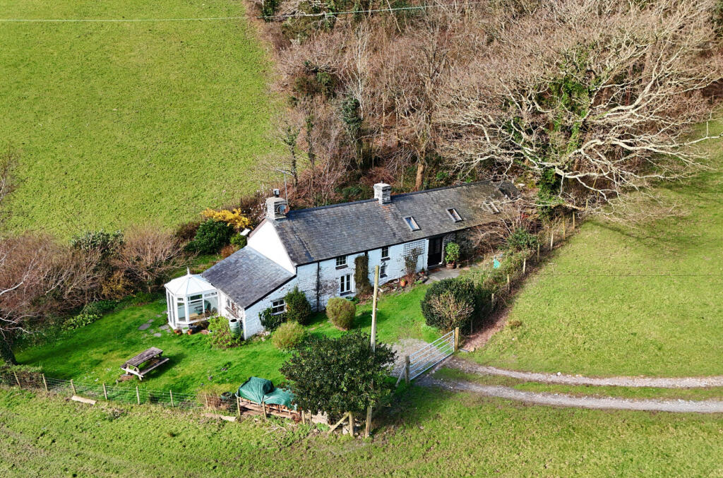 Main image of property: Abergynolwyn, Tywyn, Gwynedd, LL36