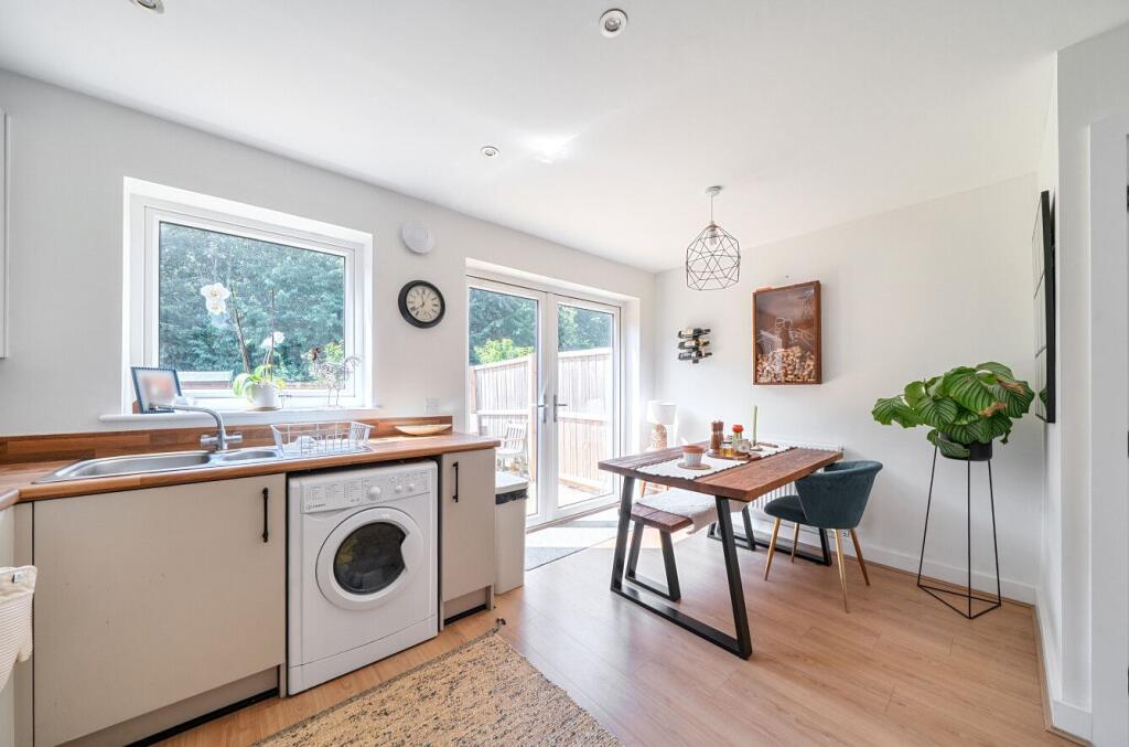 House in Leeds - View 4
