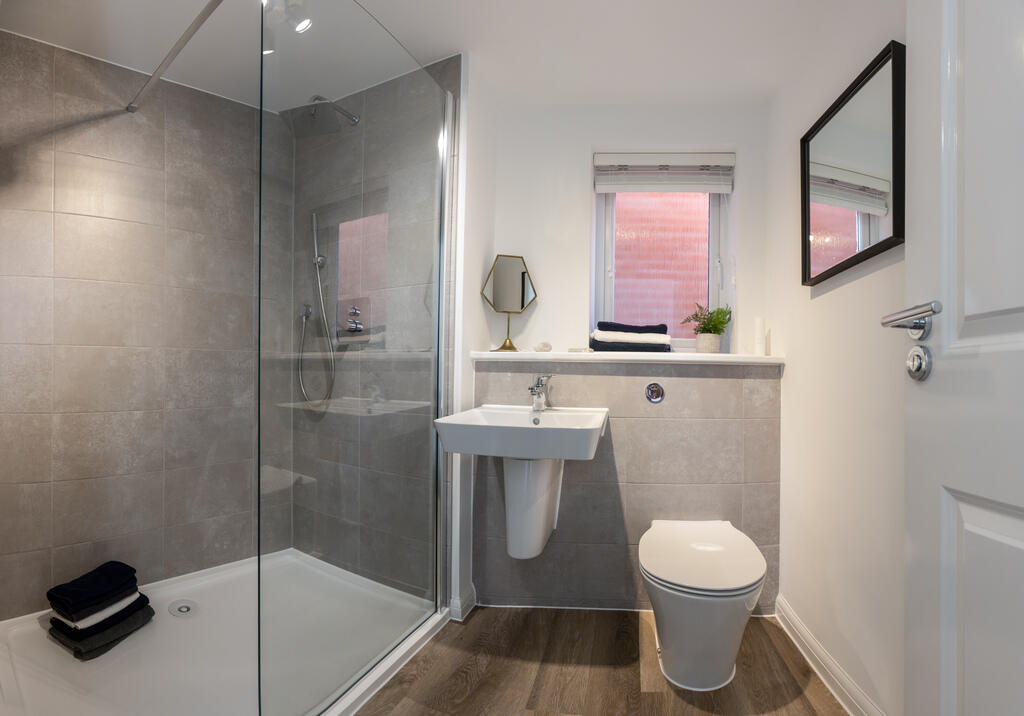 House in Wealden, Hailsham - More