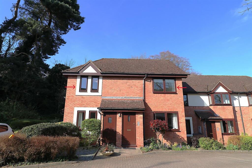 Main image of property: Garden Court, Priory Road, Warwick