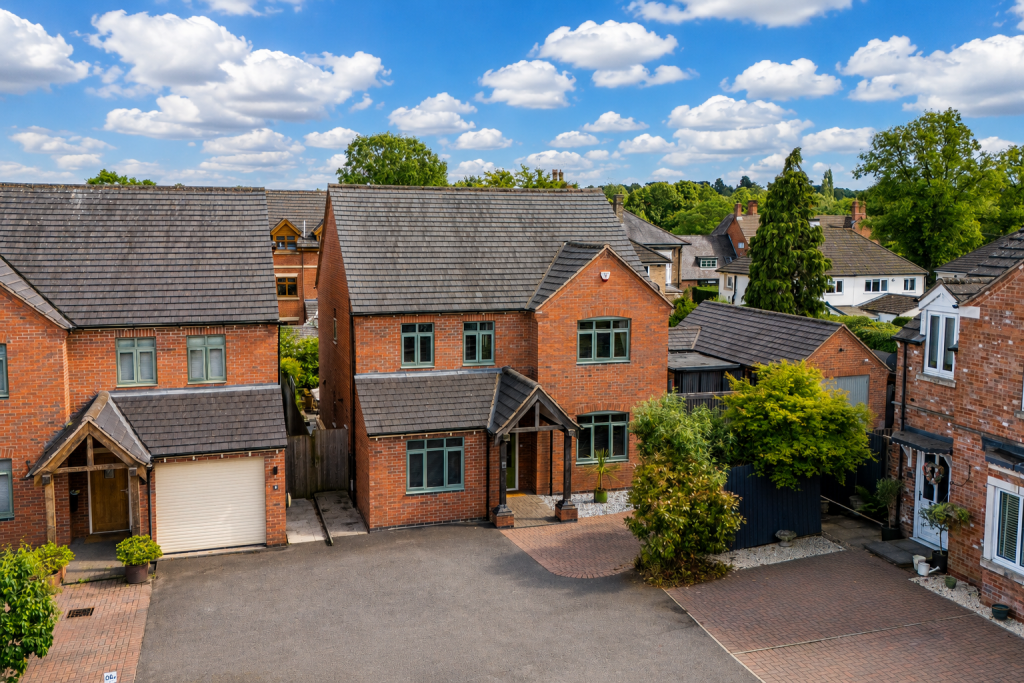 Main image of property: Howards Court, Kirby Muxloe, Leicester, Leicestershire